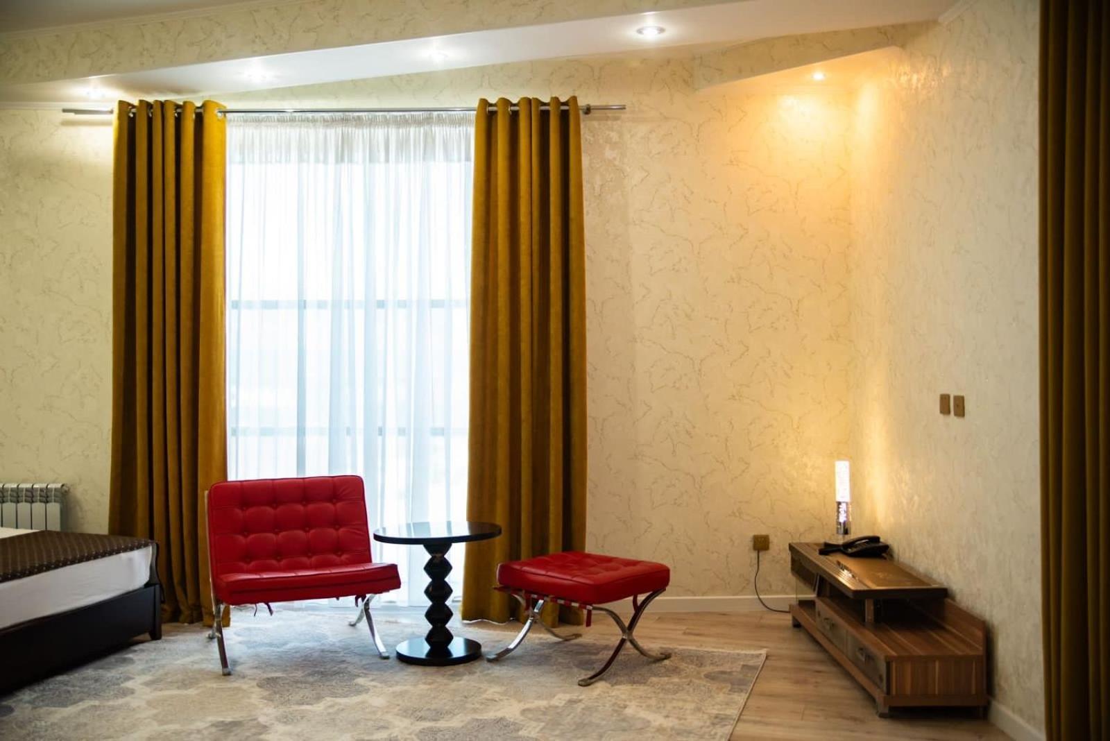 Hotel Zhibek Zholy Sjymkent Exteriör bild