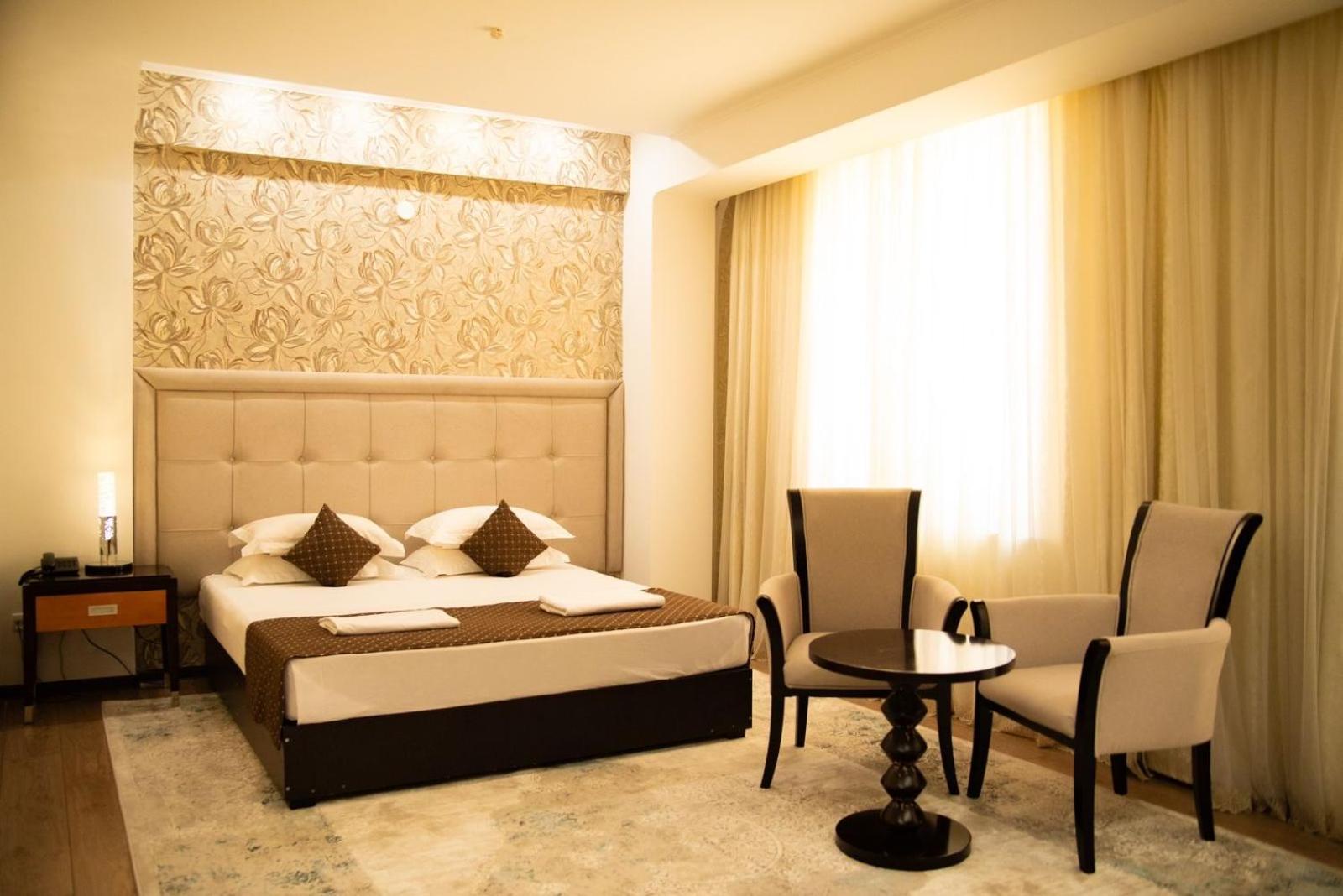 Hotel Zhibek Zholy Sjymkent Exteriör bild